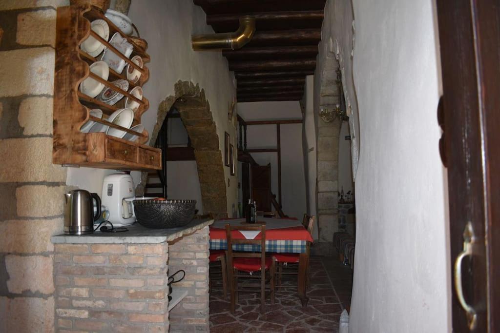 Traditional Villa With Pool In Sfakia Imbros Exterior foto